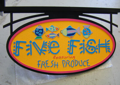 panel "five fish"