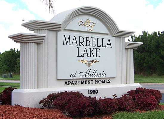 "Marbella Lake" Monument Signage